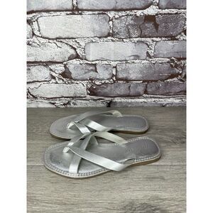Madewell Boardwalk Silver Metallic Leather Thong Sandals Women’s Sz 6.5M US/37EU